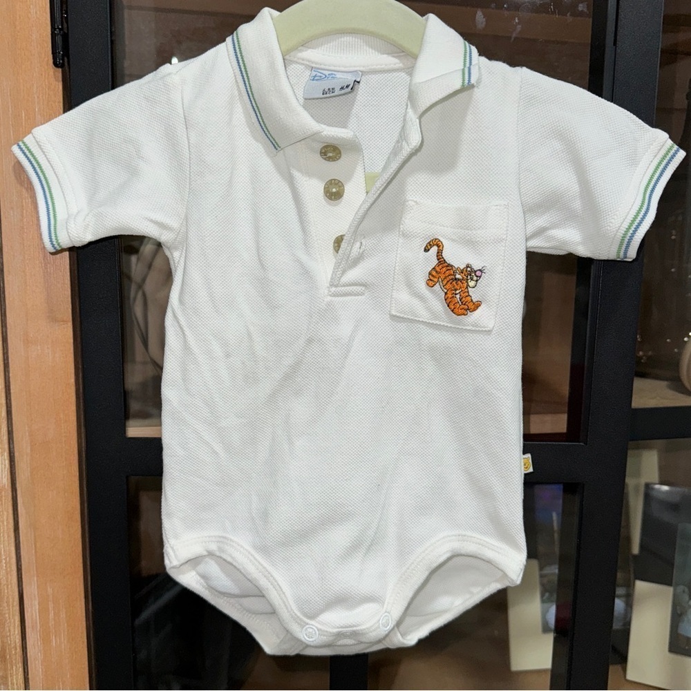 Vintage Disney 1990s tigger winnie the pooh embroidered short sleeve onesie baby